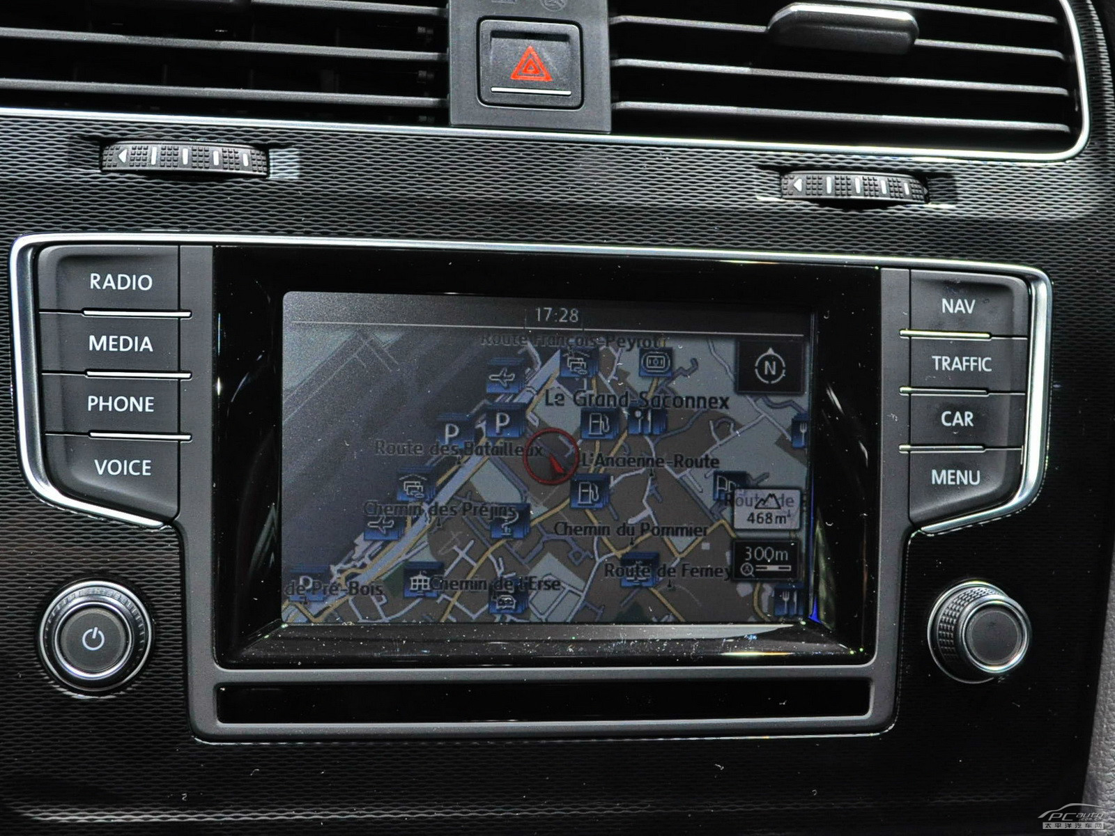 高爾夫(進(jìn)口)內(nèi)飾高清大圖