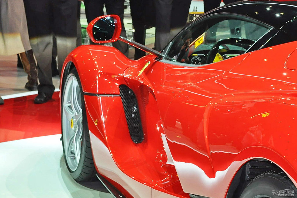 LaFerrari^DƬ