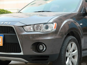 2012 Ž 2.4L r(sh)Ќ(do)