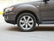 2012 Ž 2.4L r(sh)Ќ(do)