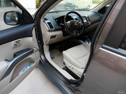 2012 Ž 2.4L r(sh)Ќ(do)