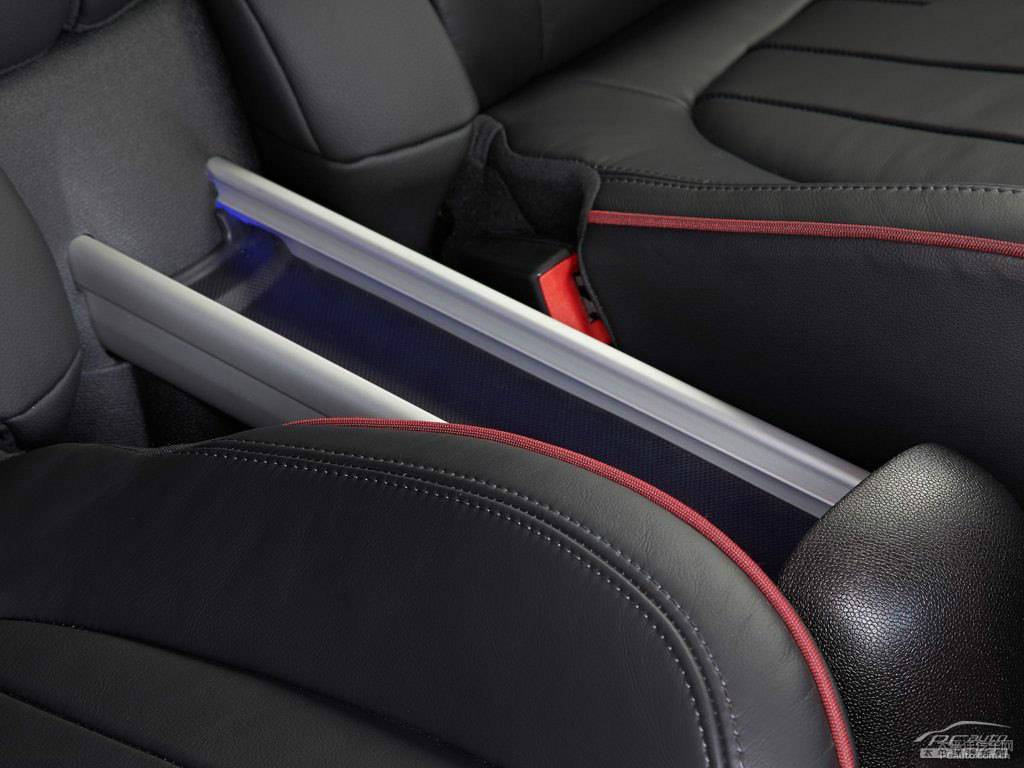 MINI JCW PACEMAN(ni)DƬ