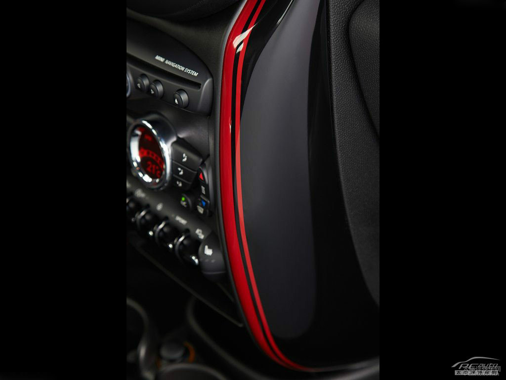 MINI JCW PACEMAN(ni)DƬ