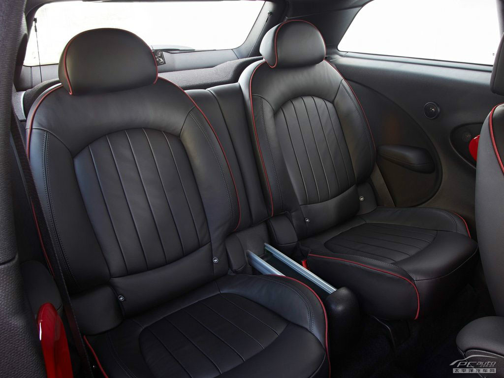 MINI JCW PACEMAN空間高清大圖