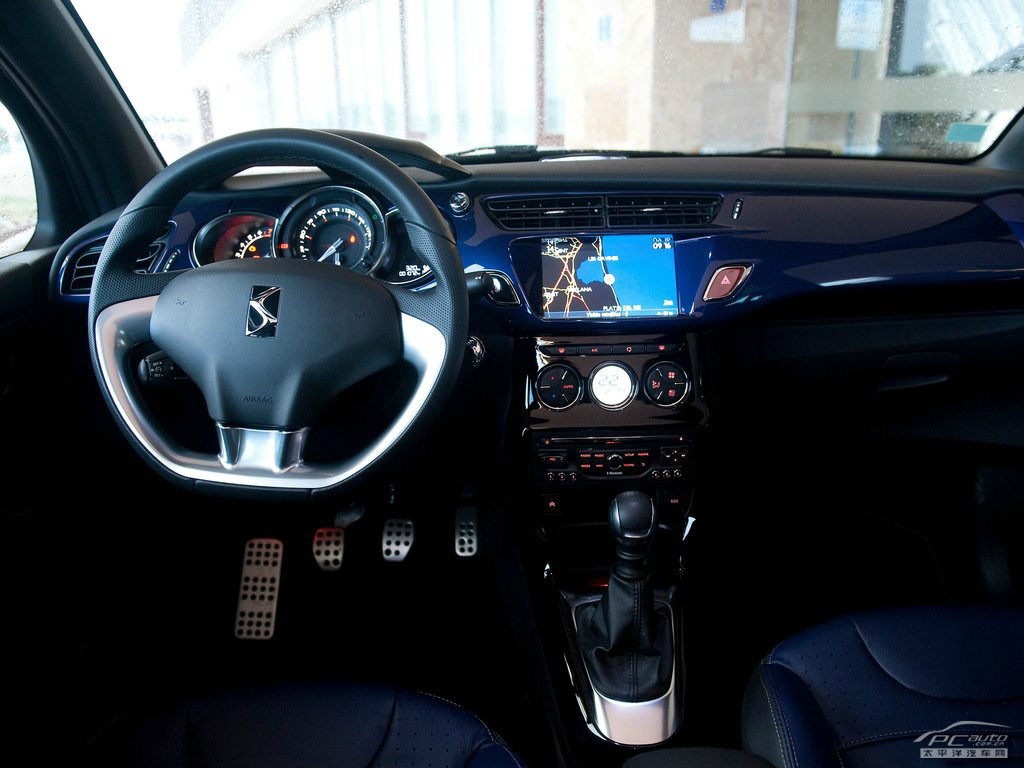 DS 3內(nèi)飾高清大圖
