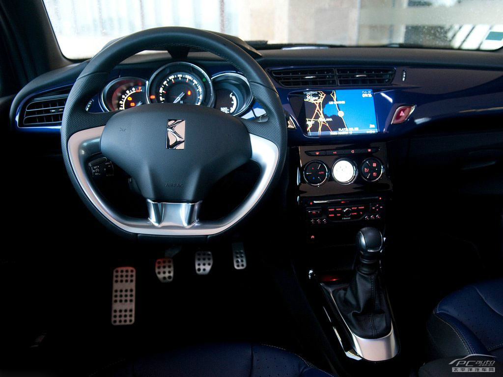 DS 3內(nèi)飾高清大圖