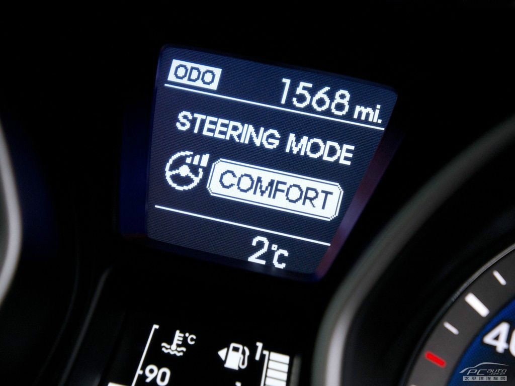 現(xiàn)代i30(海外)內(nèi)飾高清大圖