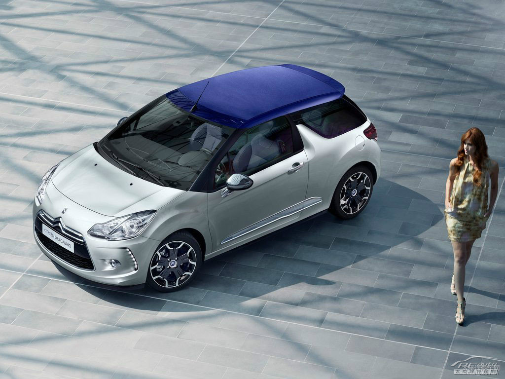 DS 3^DƬ