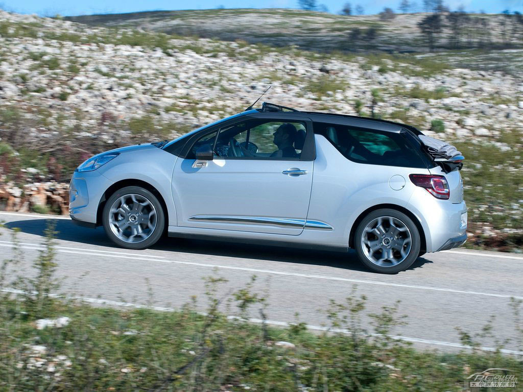 DS 3^DƬ