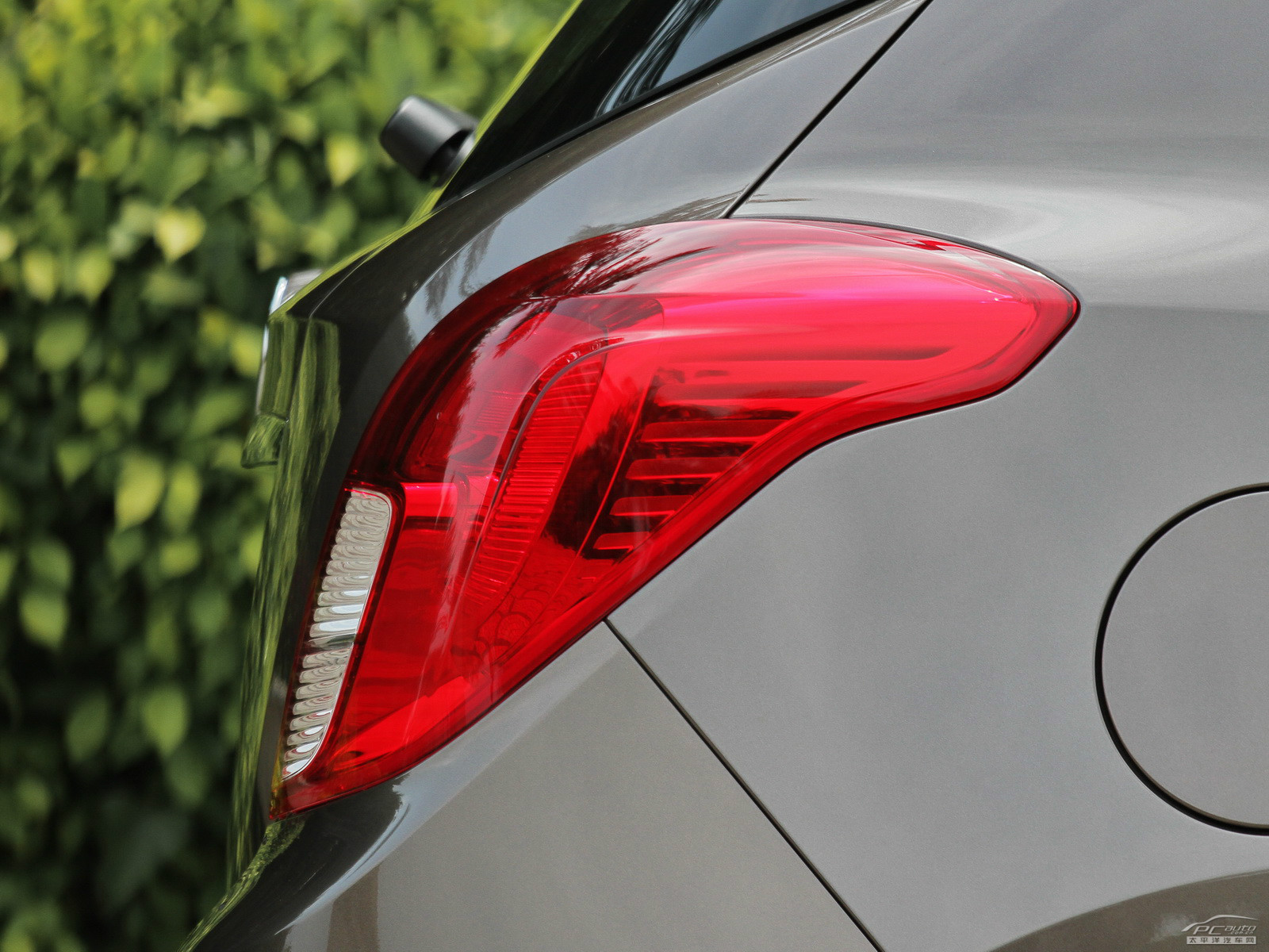 昂科拉外觀高清大圖