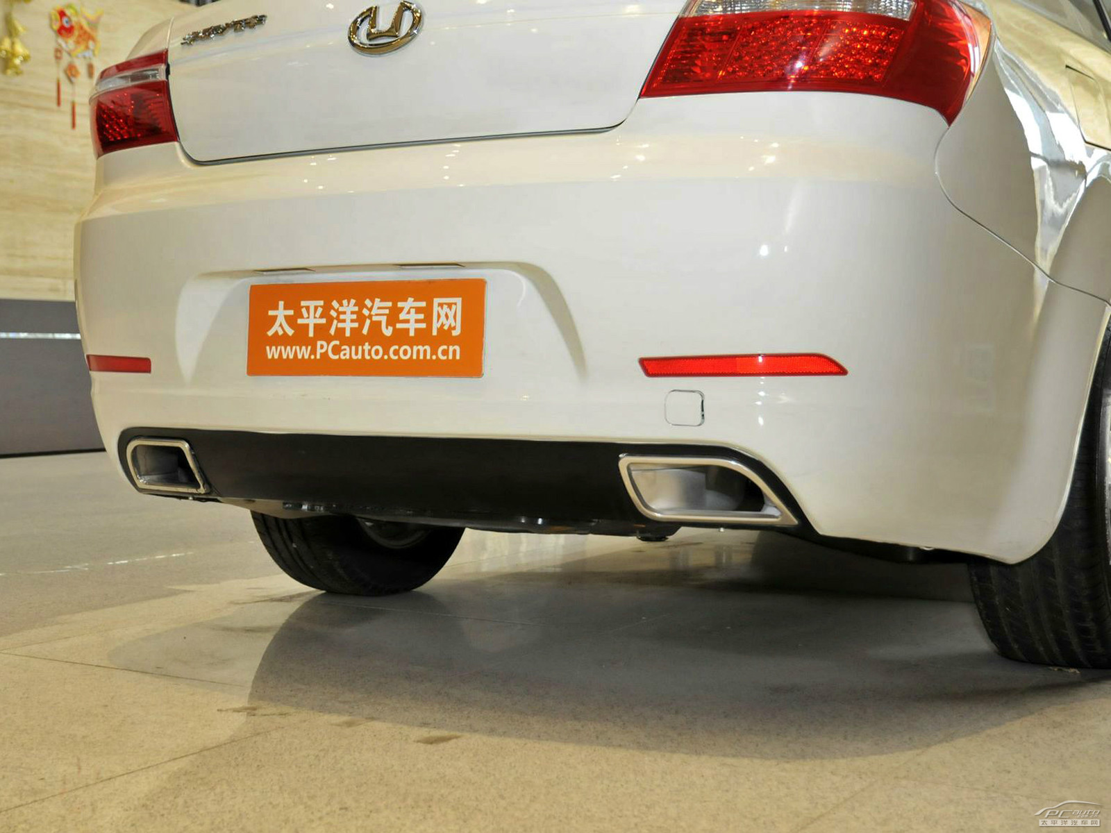 路盛E70外觀高清大圖