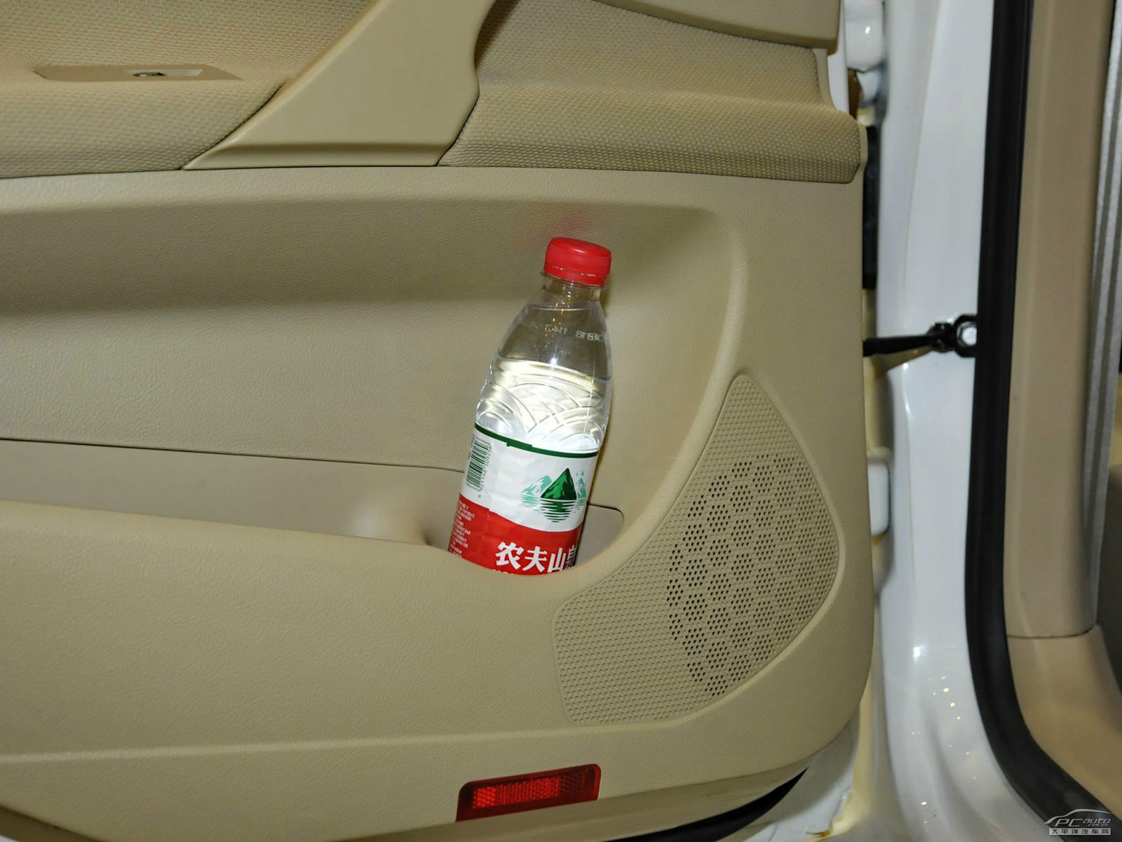 路盛E70空間高清大圖