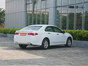 2013款 2.0L 豪華版 2013款 2.0L 豪華版