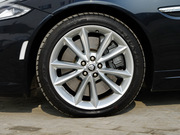 2013款 XKR 5.0 名匠臻藏版敞篷版 2013款 XKR 5.0 名匠臻藏版敞篷版