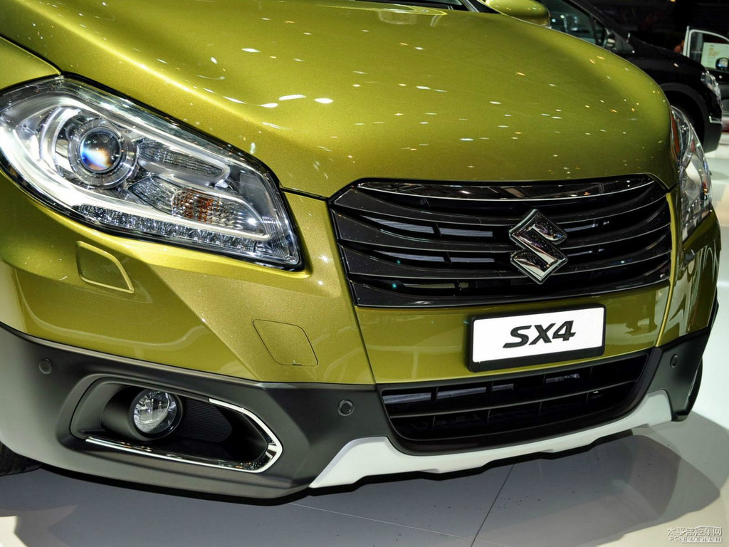 ľSX4 S-Cross܇^^DƬ