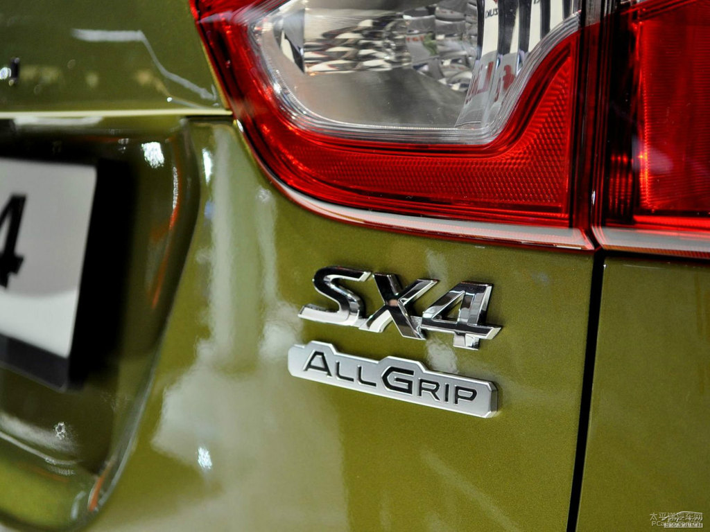 ľSX4 S-Cross܇β^DƬ