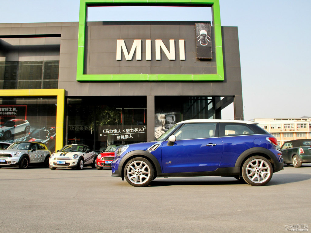 {ɫMINI PACEMAN܇^^DƬ