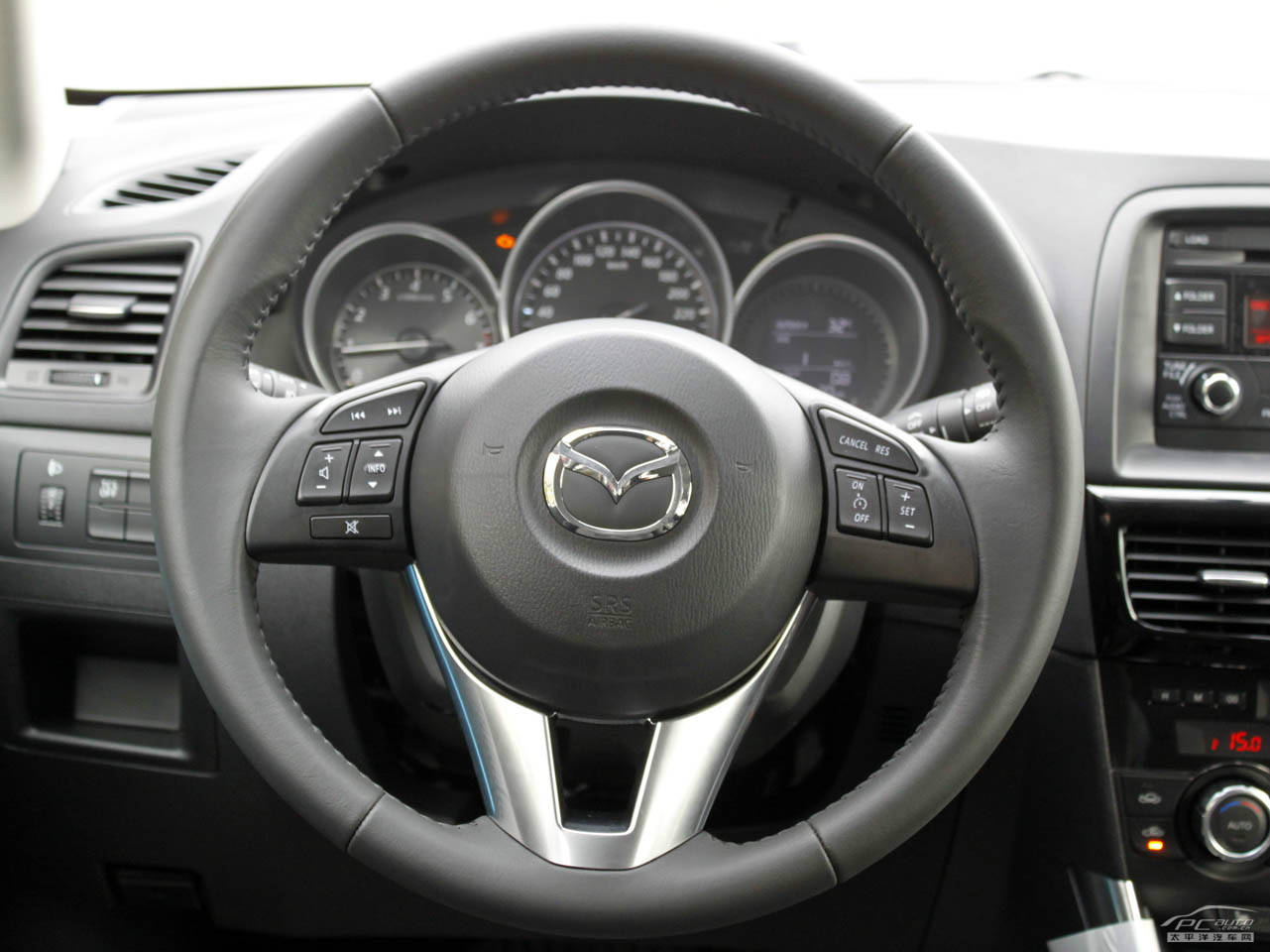 馬自達(dá)CX-5(海外)內(nèi)飾高清大圖