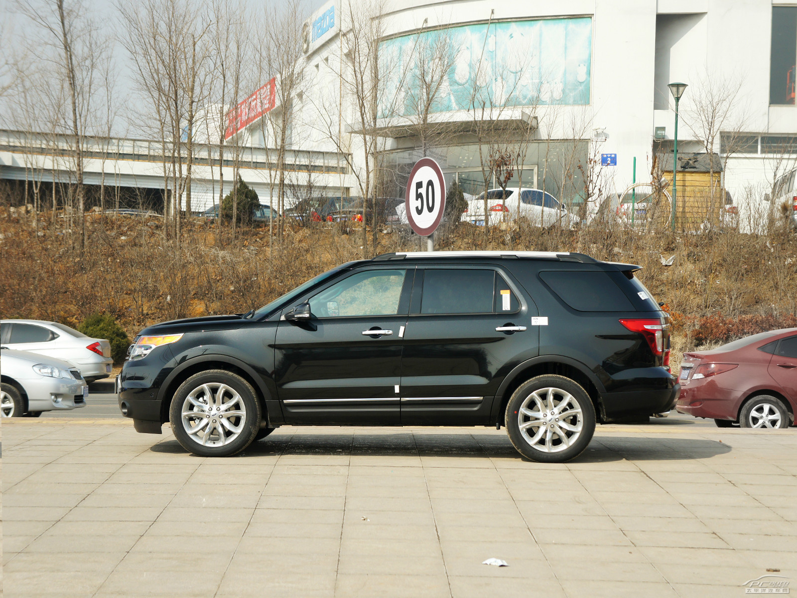 探險(xiǎn)者(進(jìn)口)外觀高清大圖