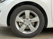 2012款 1.6L 自動尊貴型 2012款 1.6L 自動尊貴型