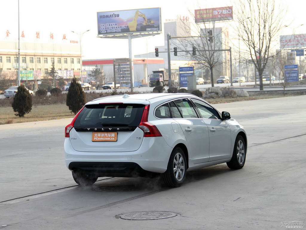 冰雪白沃爾沃V60整車外觀外觀圖片