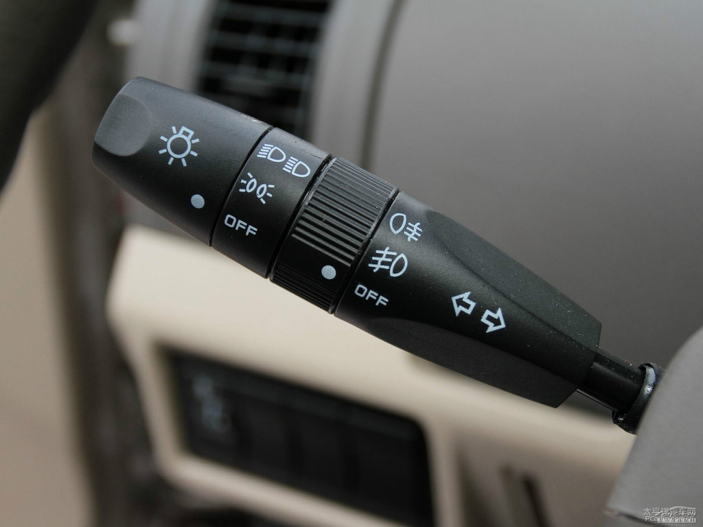 ɫL(fng)CV03(ni)DƬ