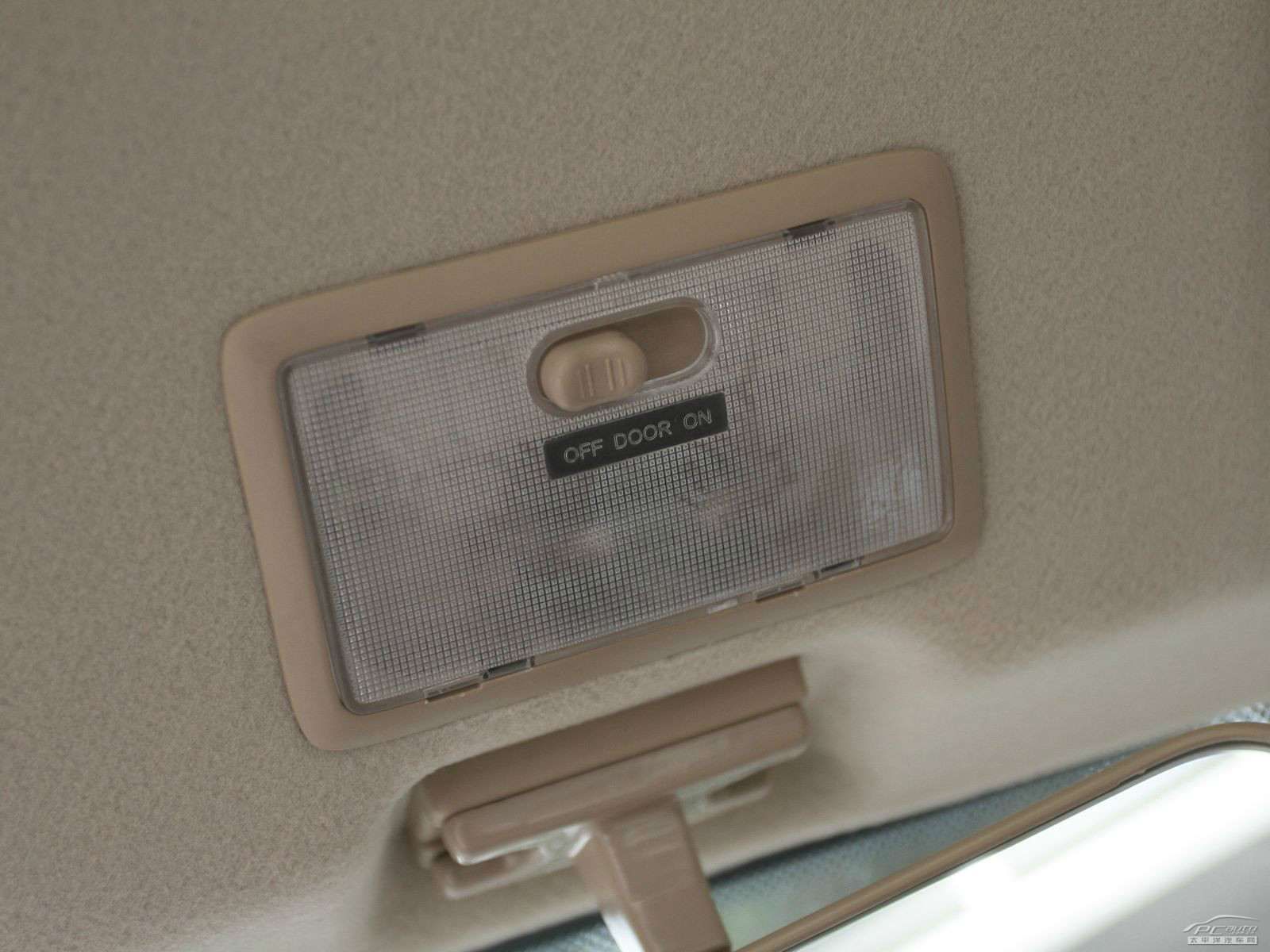 俊風(fēng)CV03內(nèi)飾高清大圖