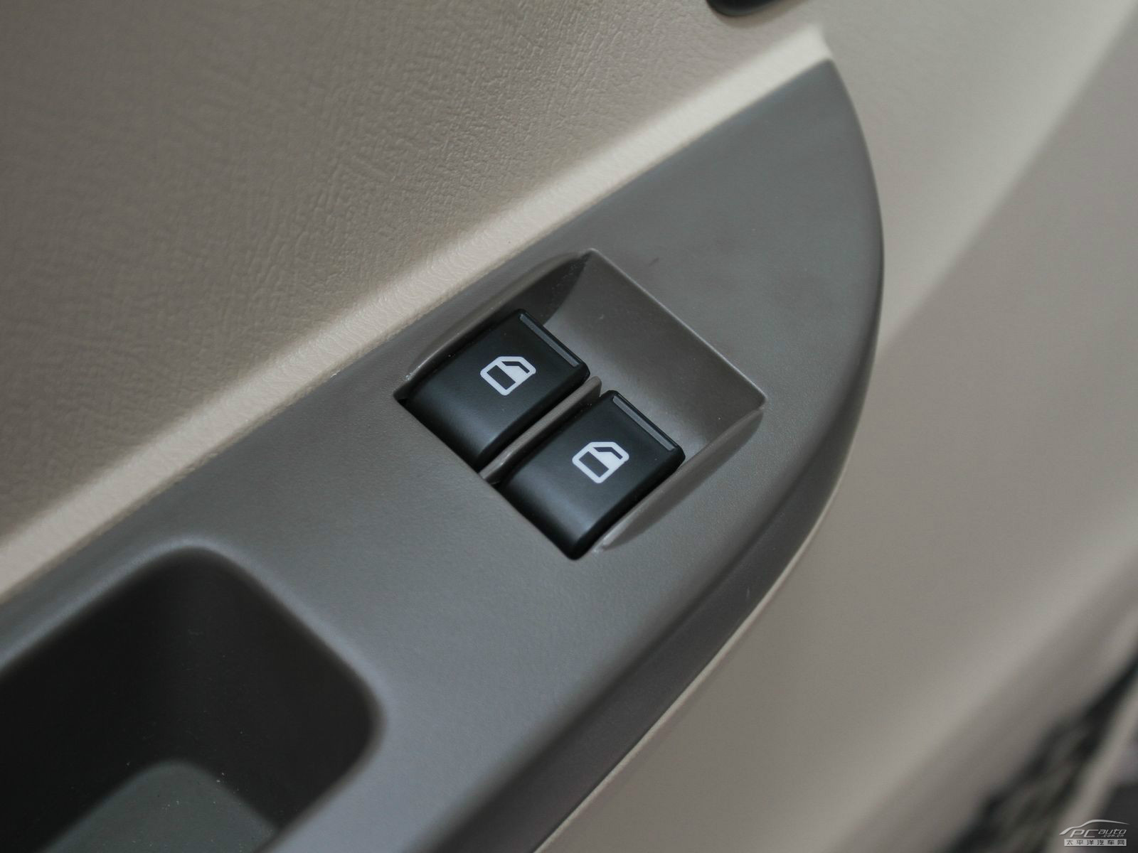 俊風(fēng)CV03內(nèi)飾高清大圖