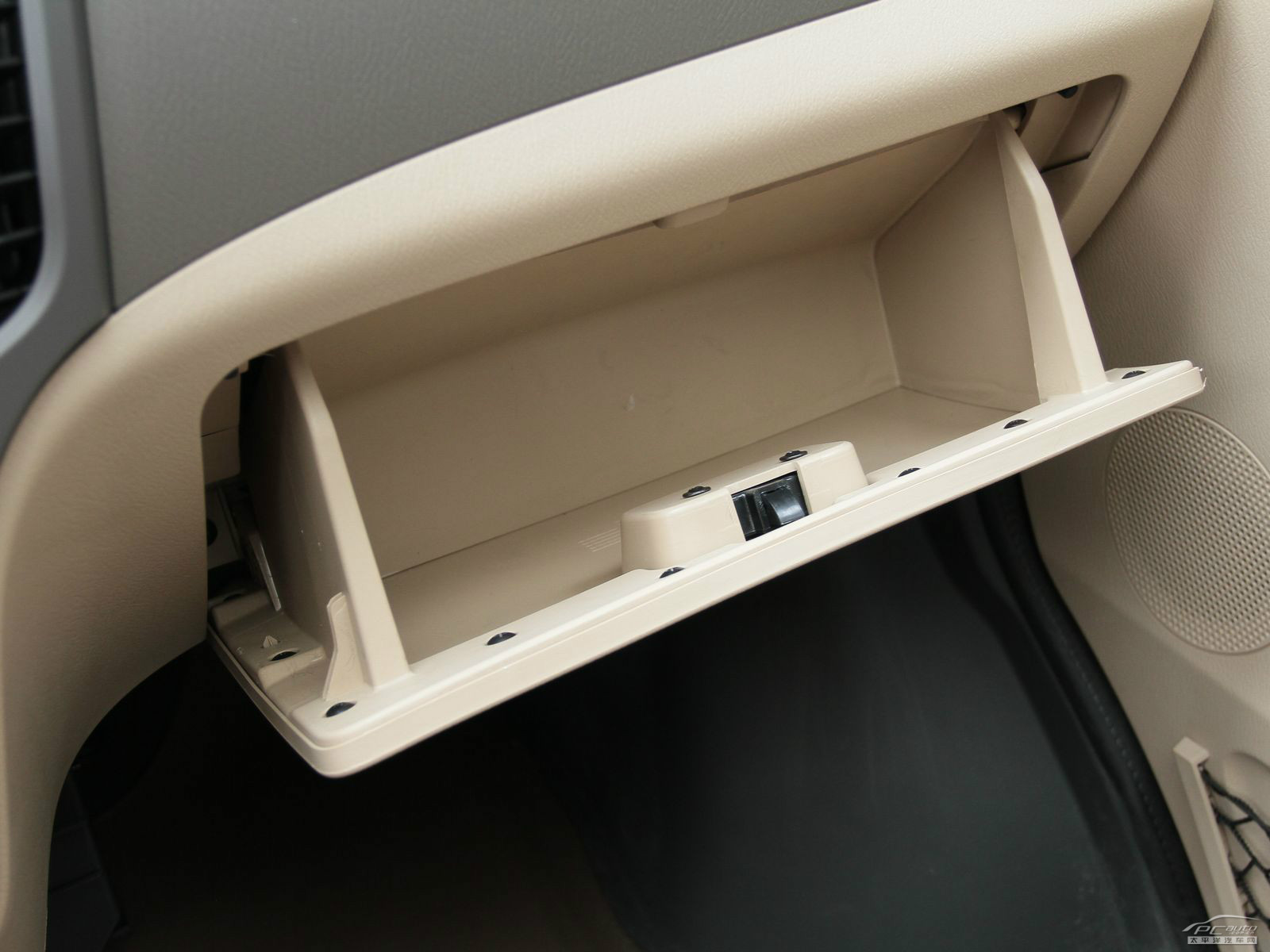 俊風(fēng)CV03空間高清大圖