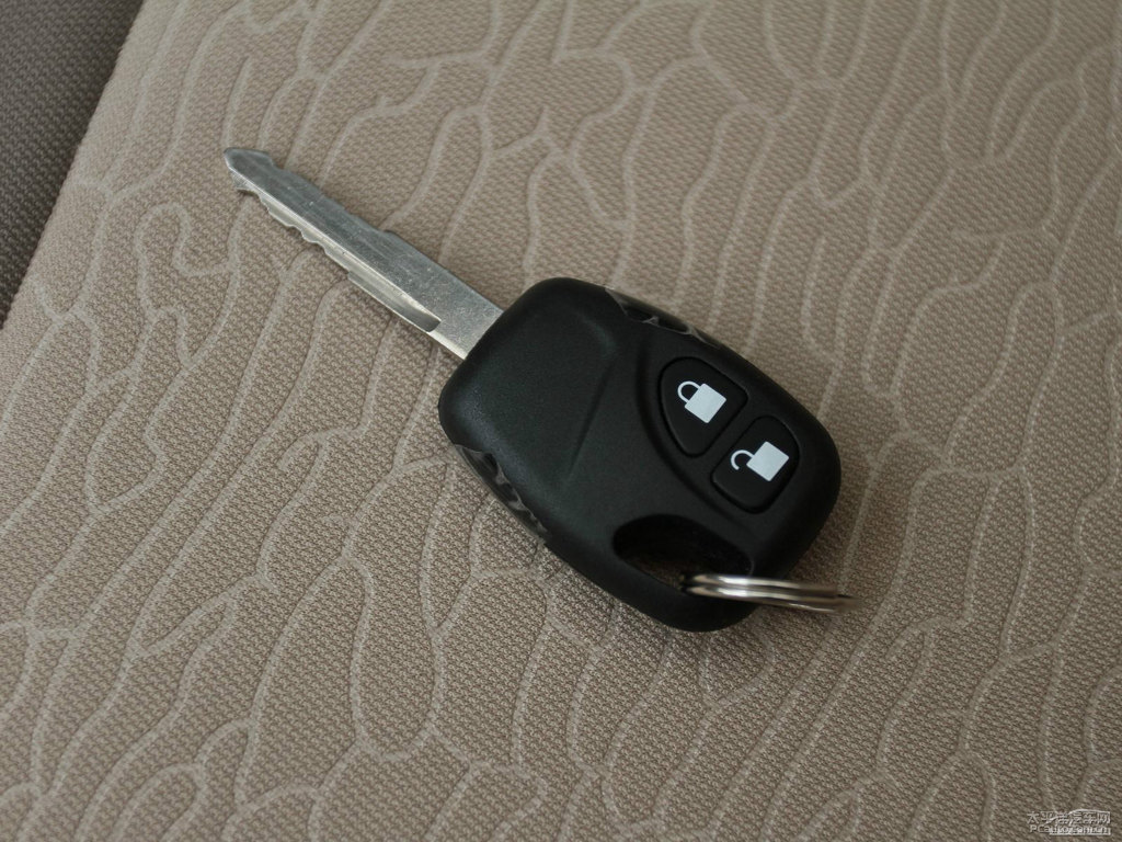 ɫL(fng)CV03(x)(ji)DƬ