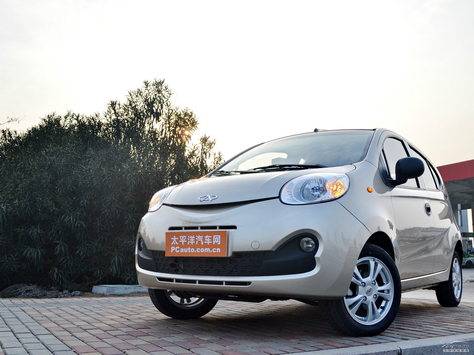 奇瑞QQ外觀高清大圖