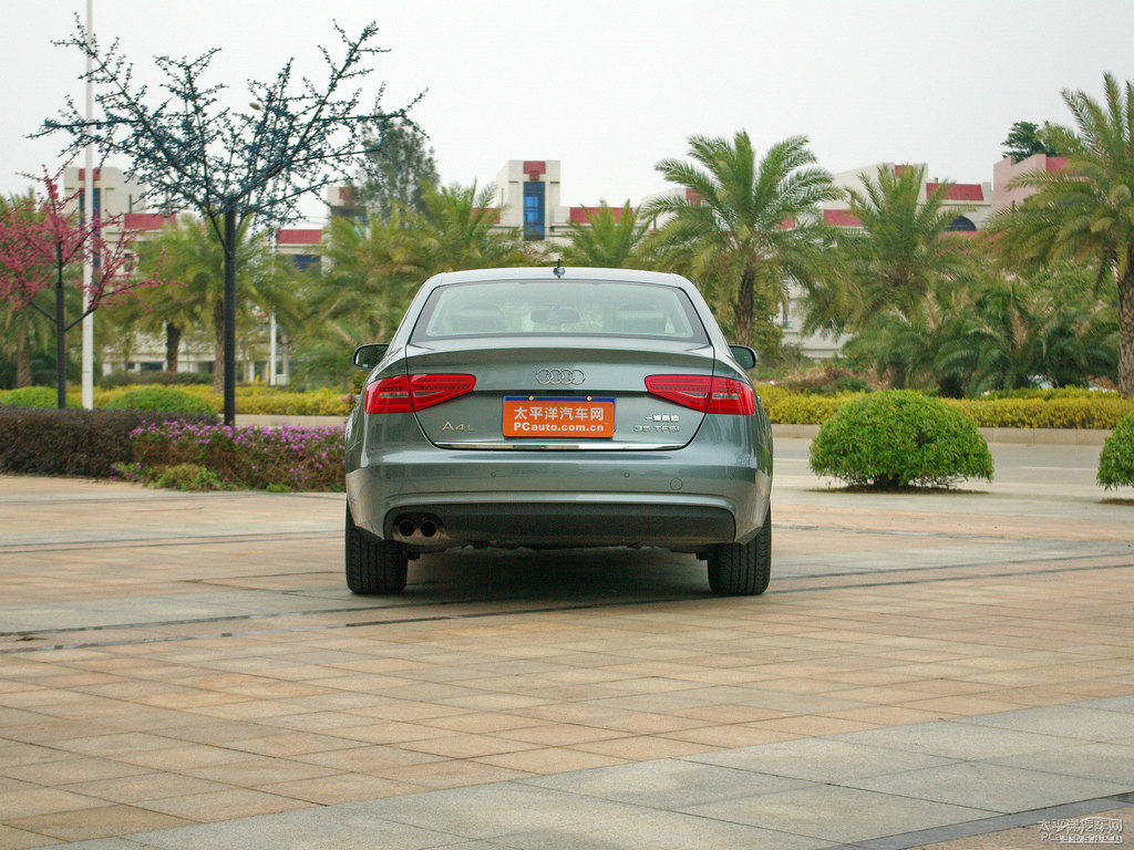 雄鷹灰奧迪A4L整車外觀外觀圖片