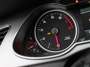 2013款 40 TFSI quattro運(yùn)動(dòng)型 2013款 40 TFSI quattro運(yùn)動(dòng)型