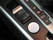 2013款 40 TFSI quattro運(yùn)動(dòng)型 2013款 40 TFSI quattro運(yùn)動(dòng)型