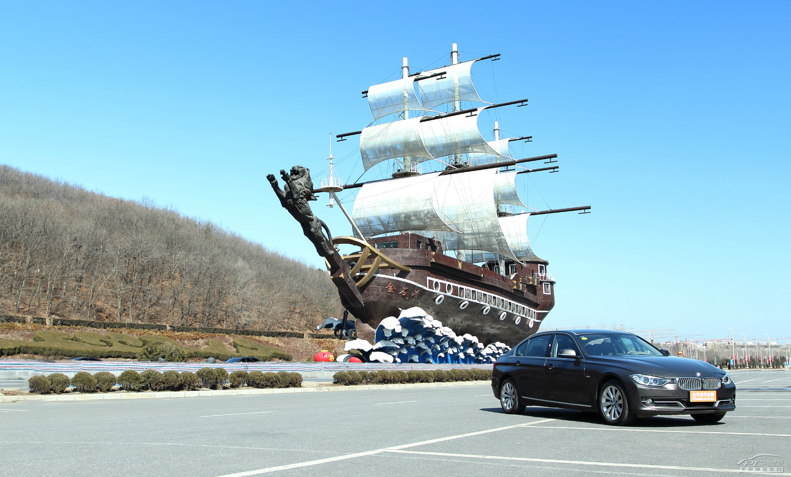 寶馬3系外觀高清大圖