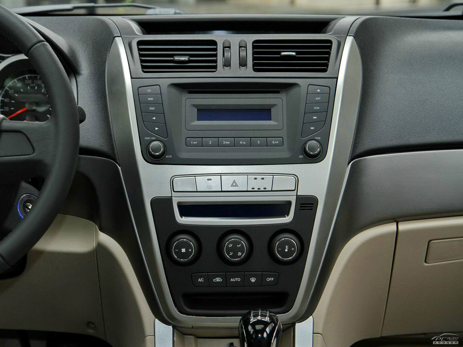 吉利GX7內(nèi)飾高清大圖