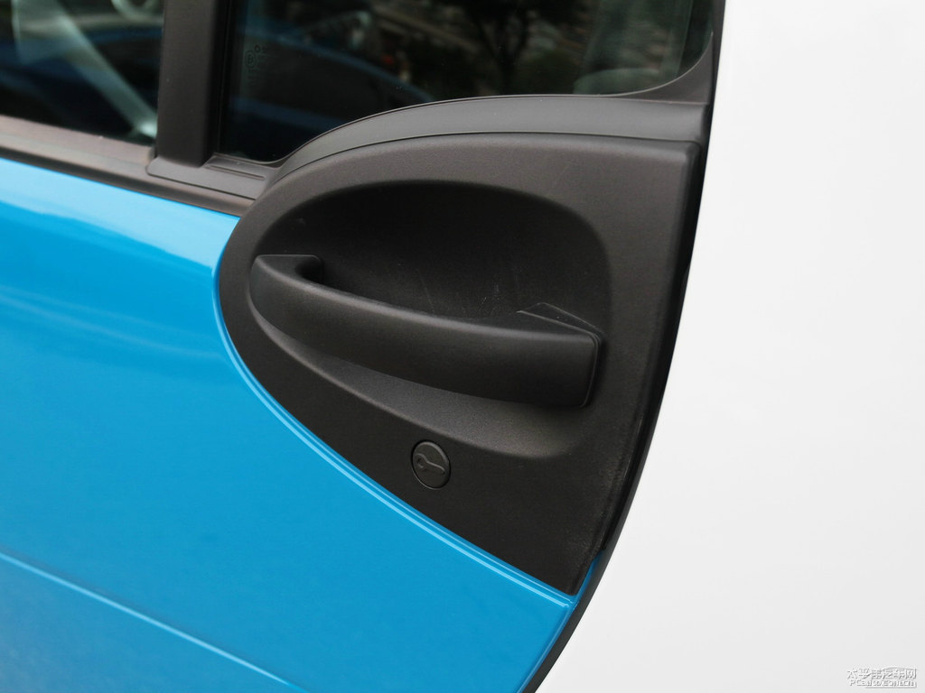{(ln)ɫsmart fortwo^DƬ