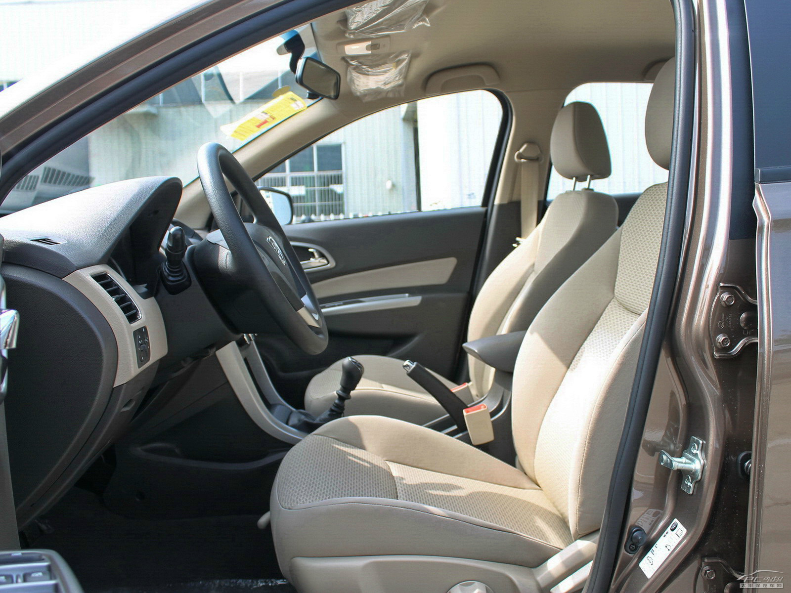 寶駿630空間高清大圖