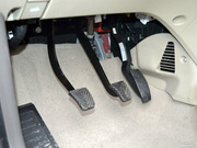 2012款 1.8L MT 宜商舒適型 5座 2012款 1.8L MT 宜商舒適型 5座