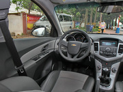 2013款 1.6L SE 手動(dòng) 2013款 1.6L SE 手動(dòng)
