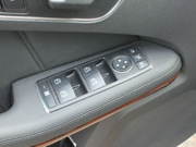 2013款 E 300 L 優(yōu)雅型 2013款 E 300 L 優(yōu)雅型
