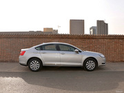 2013款 2.3L 自動尊貴型 2013款 2.3L 自動尊貴型