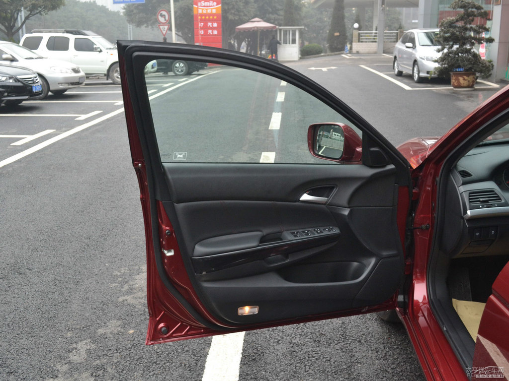 探戈紅雅閣車廂內(nèi)飾圖片