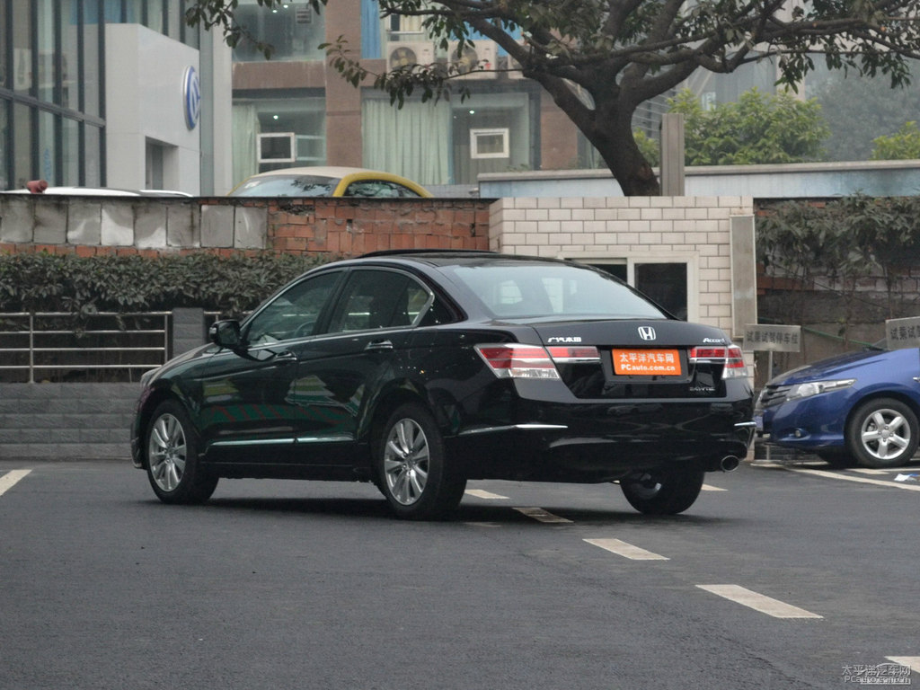 奧夫特黑雅閣整車外觀外觀圖片