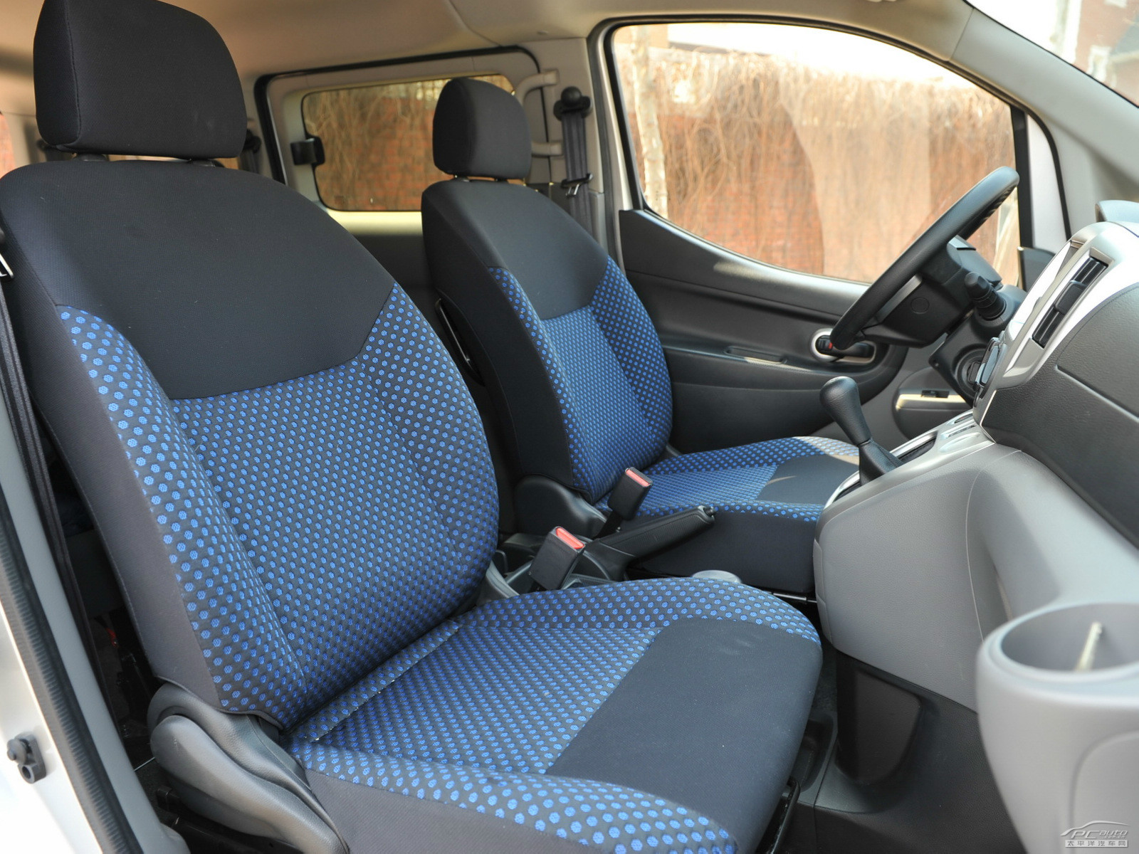 日產(chǎn)NV200內(nèi)飾高清大圖