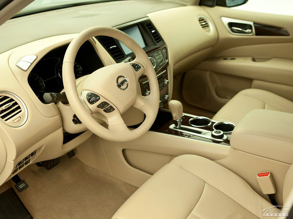 日產(chǎn)Pathfinder(進(jìn)口)內(nèi)飾高清大圖