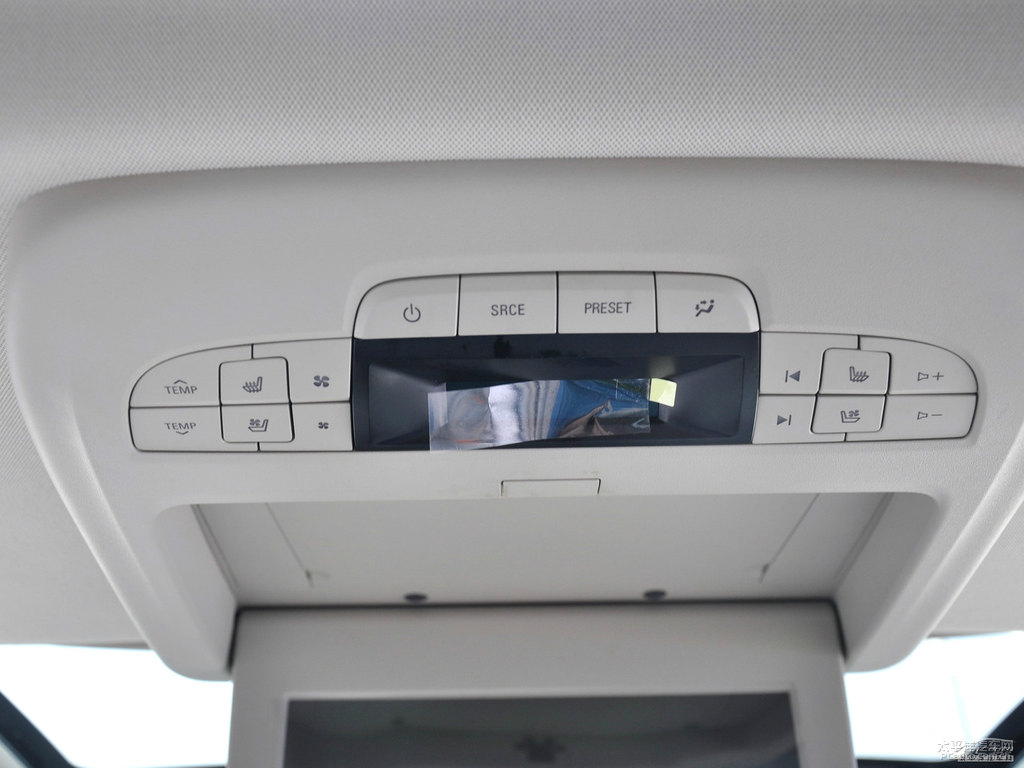 鈦銀別克GL8車廂內(nèi)飾圖片