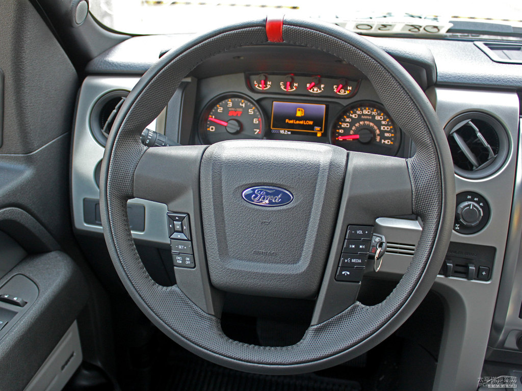 塑料白福特F-150中控內(nèi)飾圖片