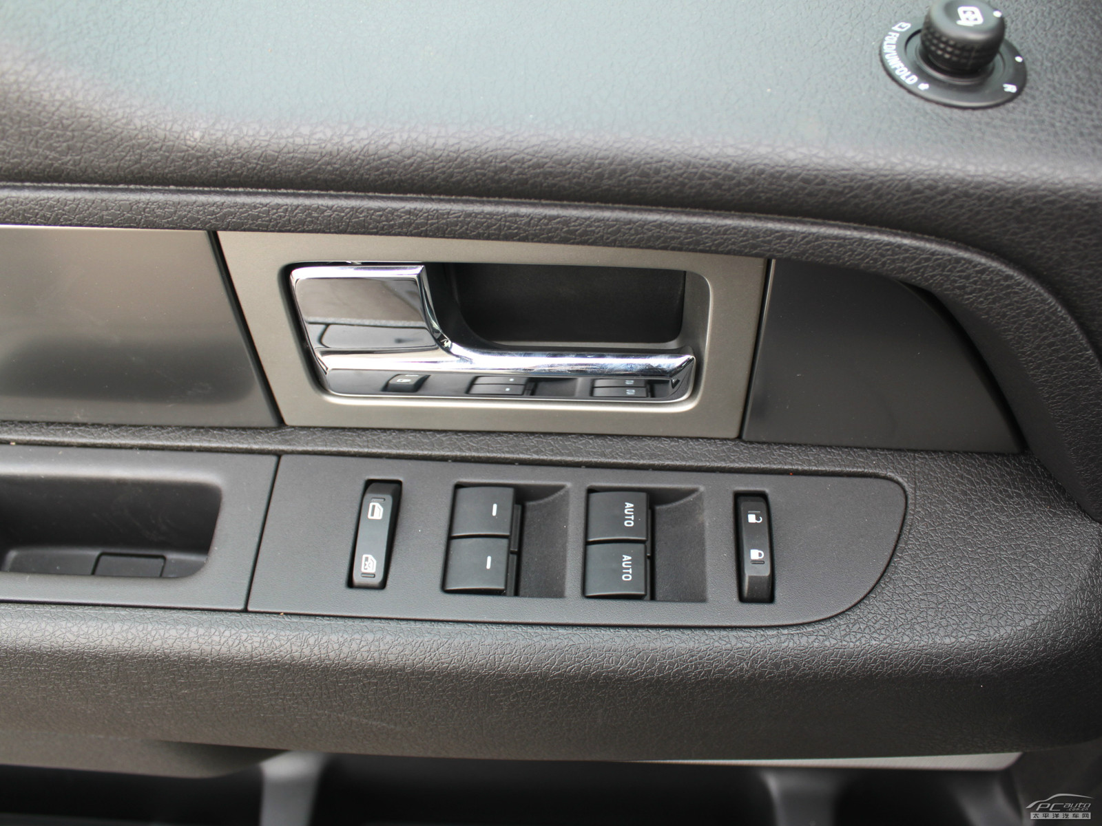 福特F-150內(nèi)飾高清大圖