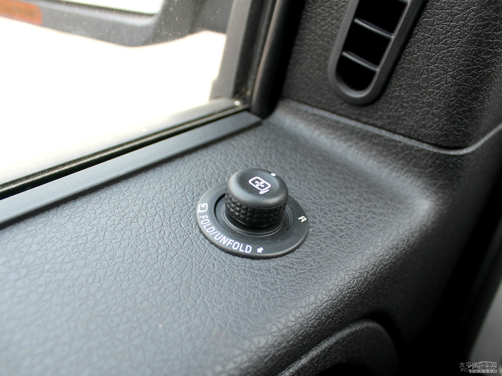 塑料白福特F-150車廂內(nèi)飾圖片